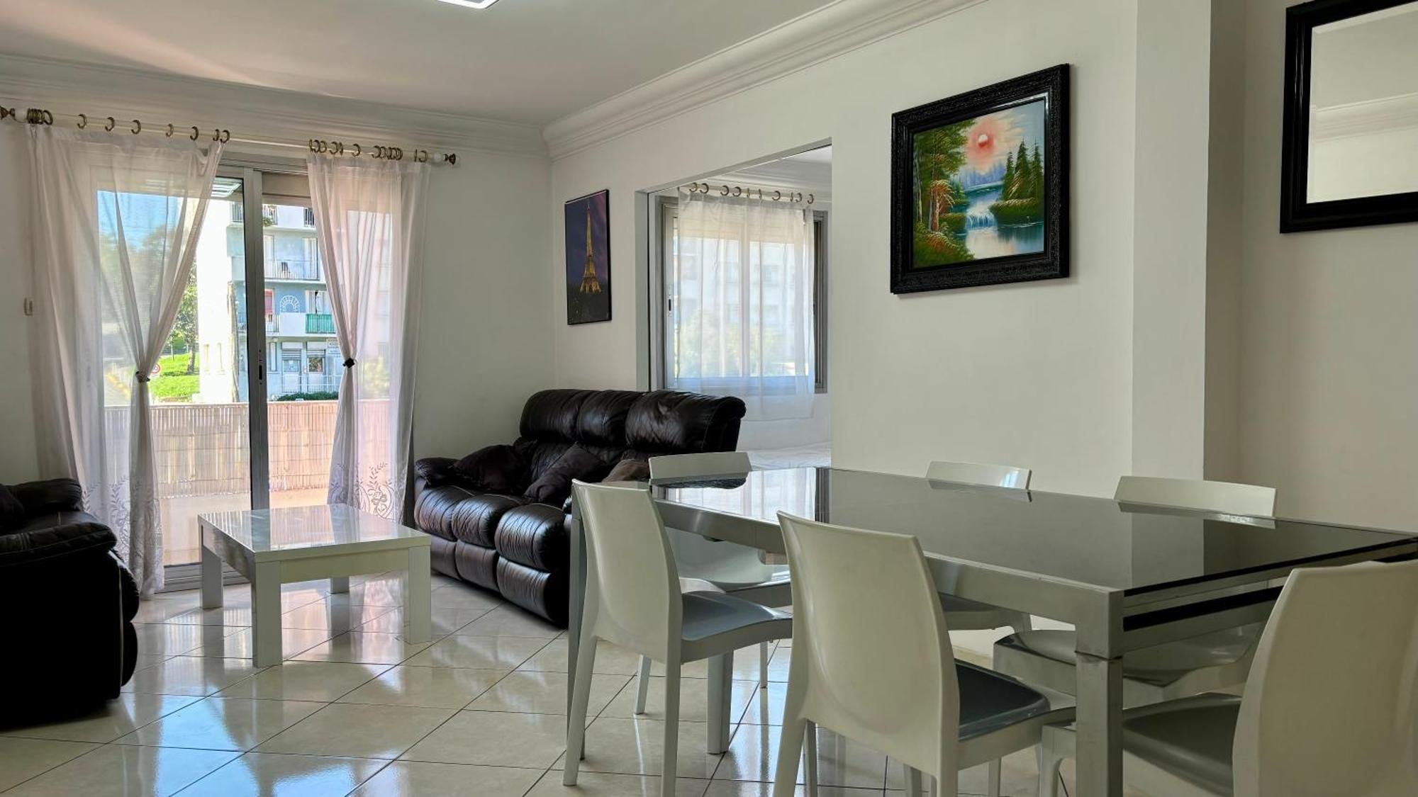 3 Pieces - Proche Centre Appartement *