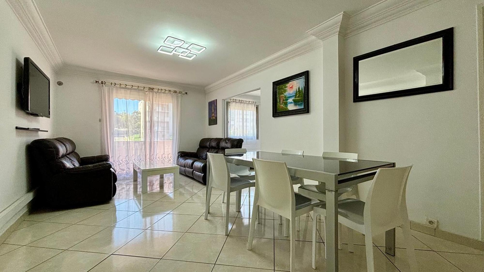 3 Pieces - Proche Centre Appartement